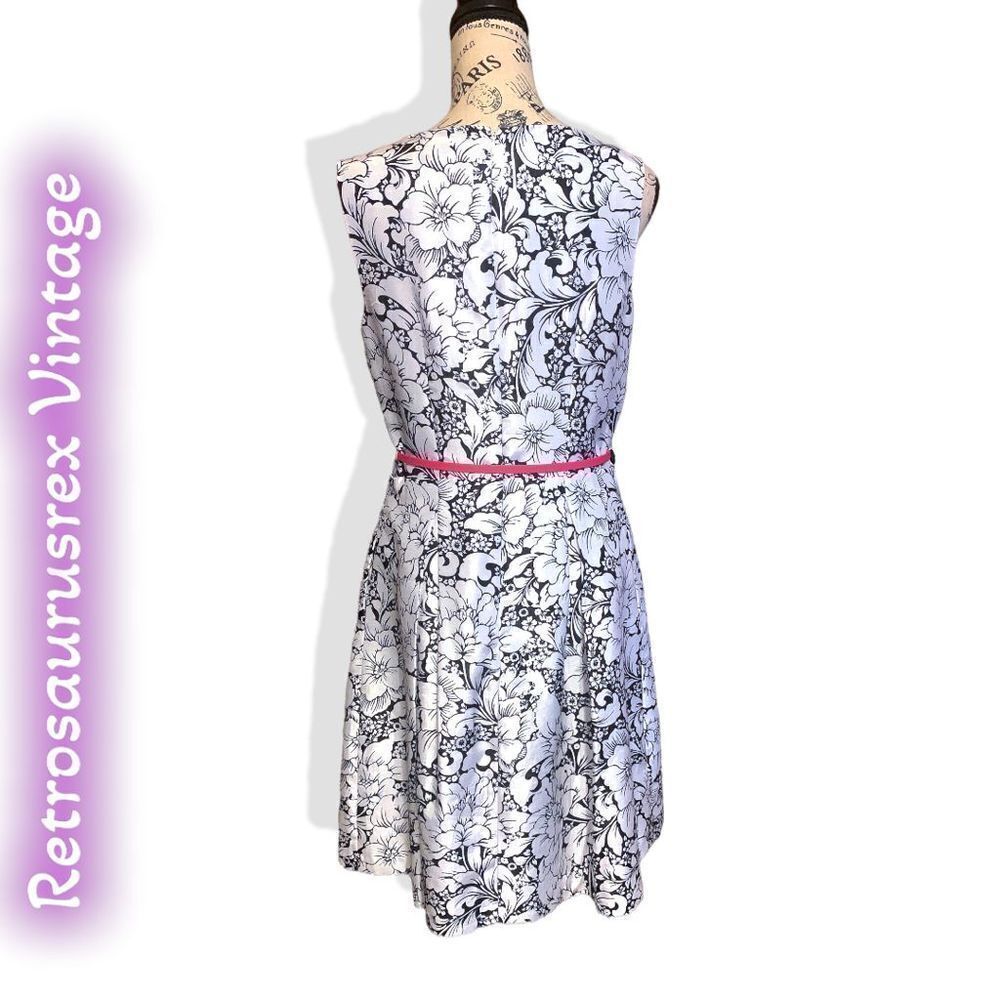 Pinup Style Dress - Picture 3 of 6